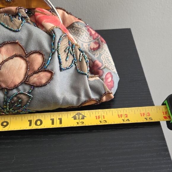 Floral Embroidered Clutch Bag - Gray and Brown - Picture 7 of 11